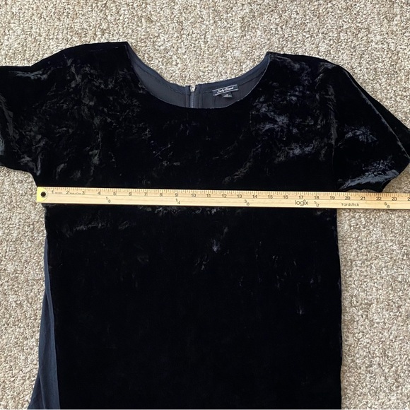 Lucky Brand Medium Blouse Top Short Sleeve Velvet Velour Back Zip Black - Picture 7 of 8